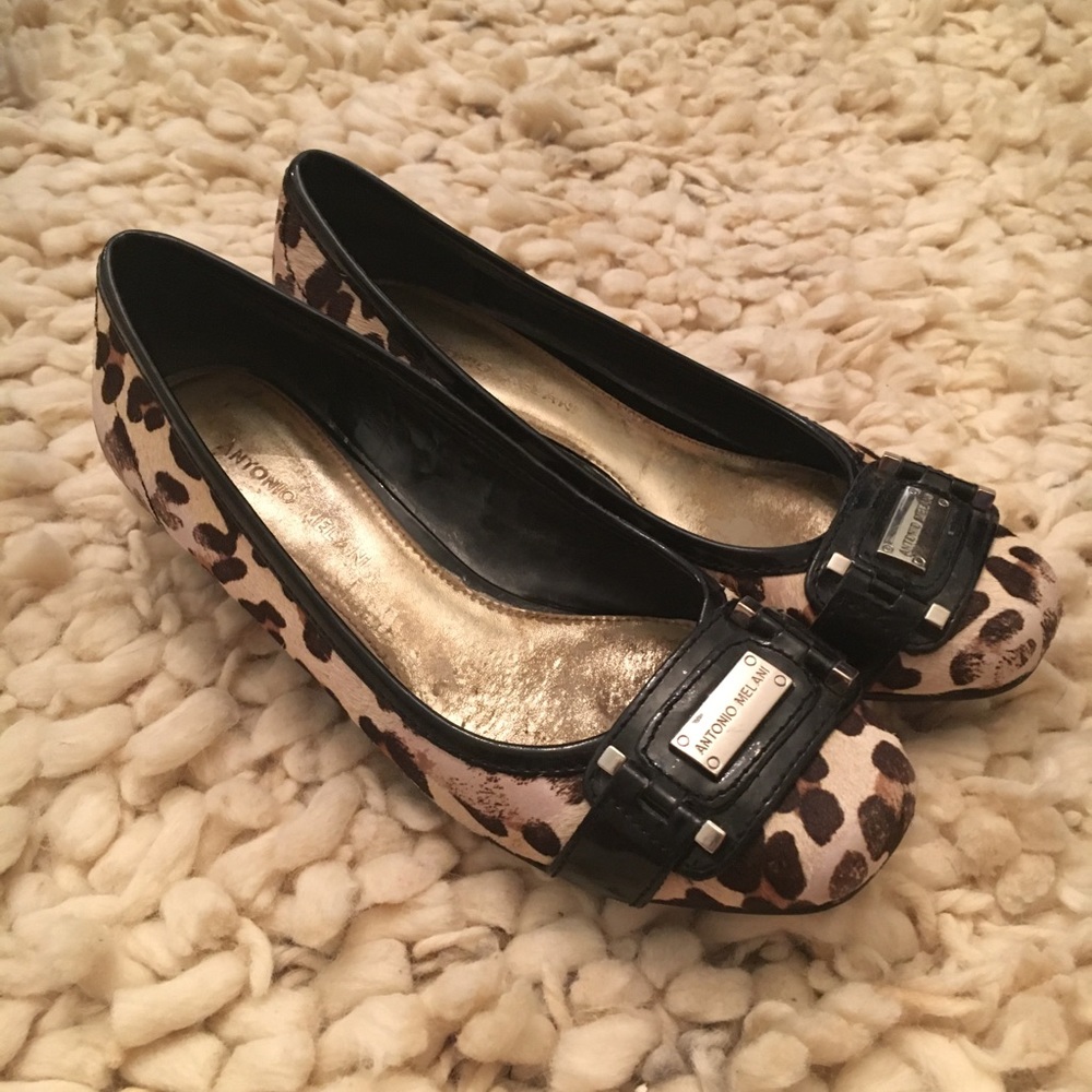 Antonio Melani Leopard print flats